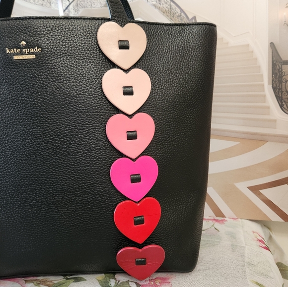 Authentic KATE SPADE Large Tote with HEART DETAIL - Picture 3 of 16